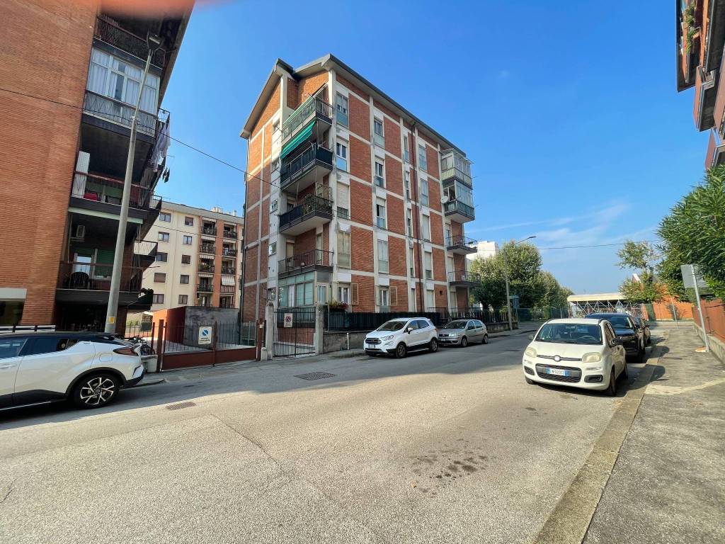 Appartamento a Verona in Via Banchette, 6 - Foto 2