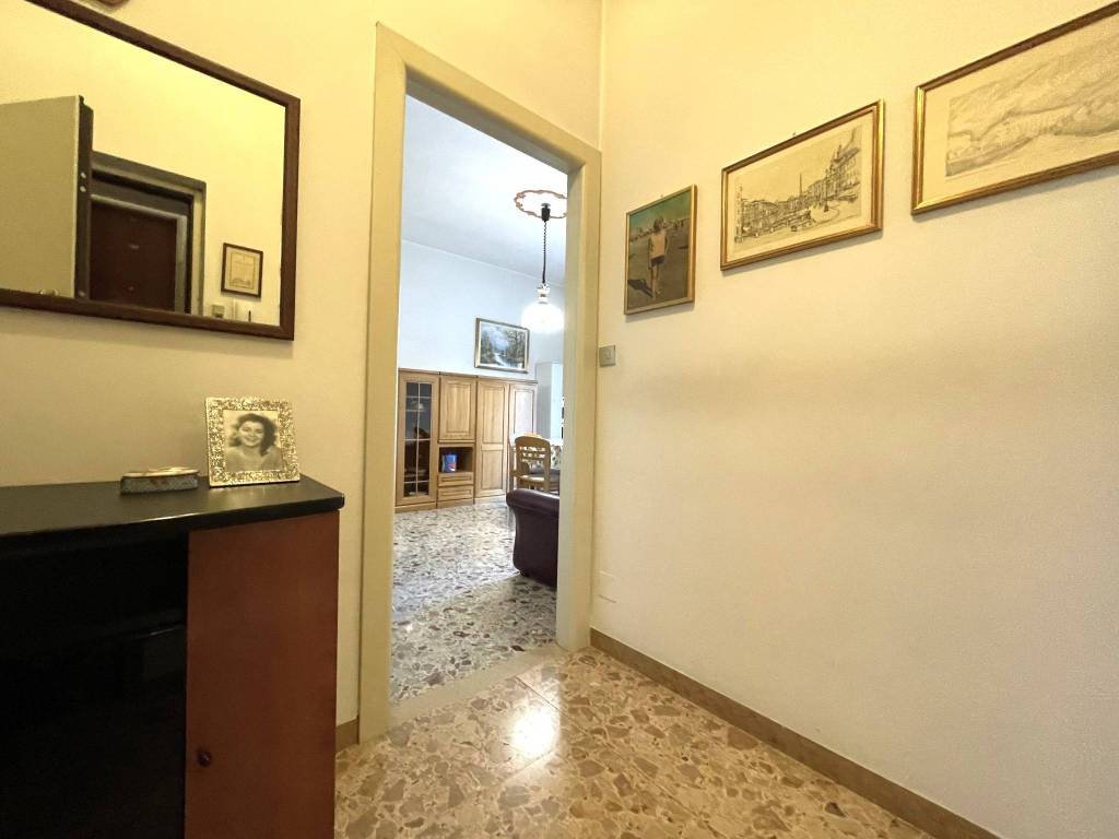 Appartamento a Verona in Via Banchette, 6 - Foto 4