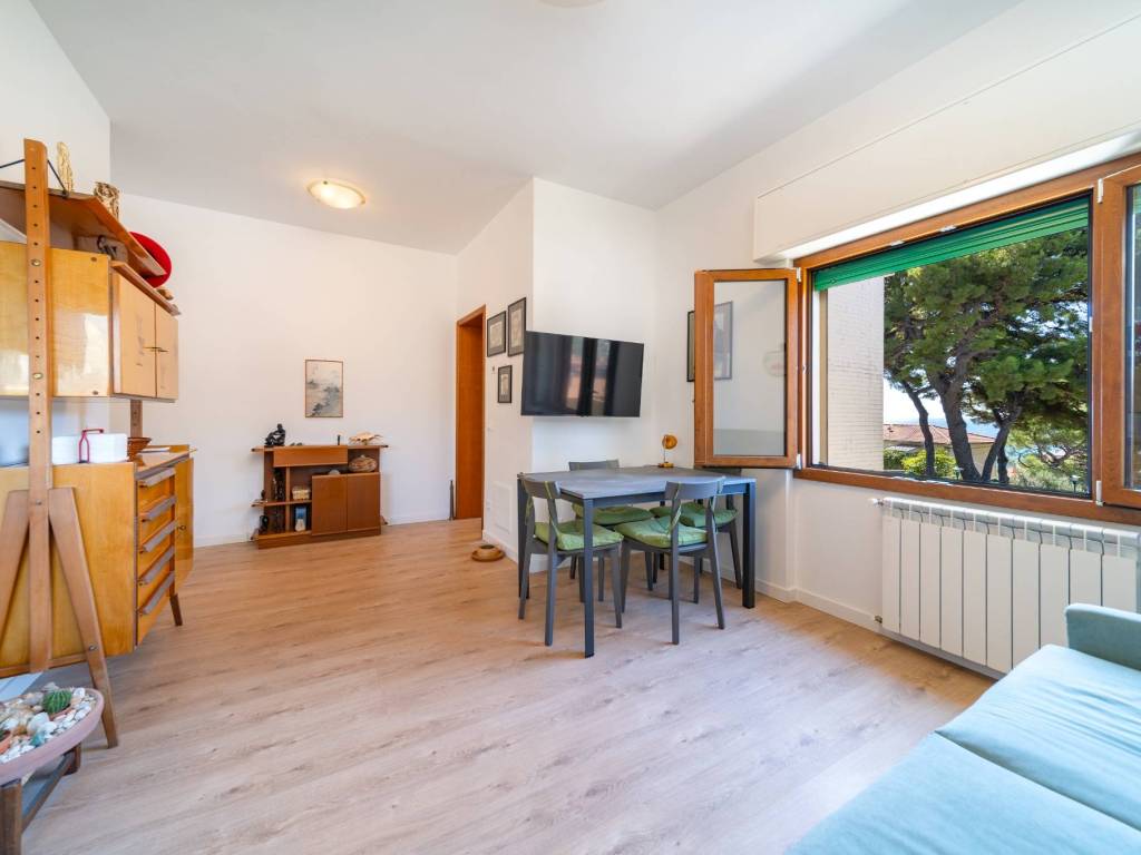 Appartamento a Andora in Via Gioacchino Rossini, 7 - Foto 2