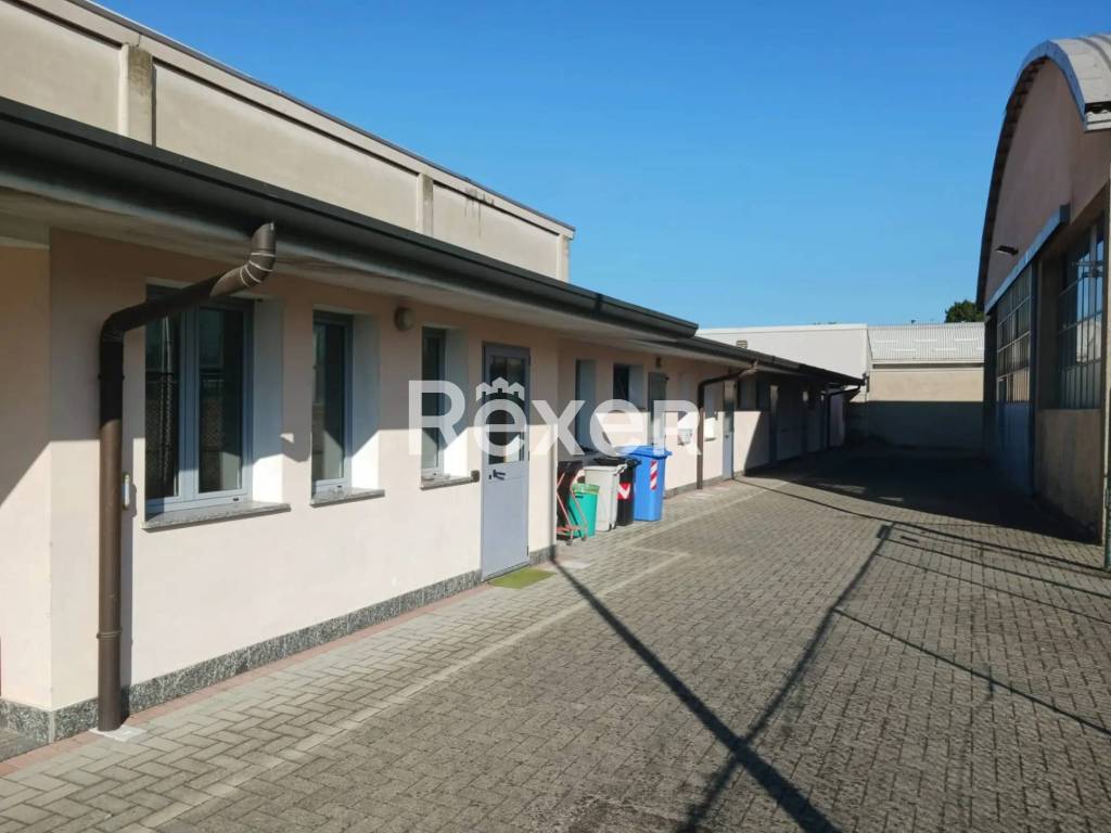 Immobile a Cassinetta di lugagnano in Corso Giacomo Matteotti 42 - Foto 2