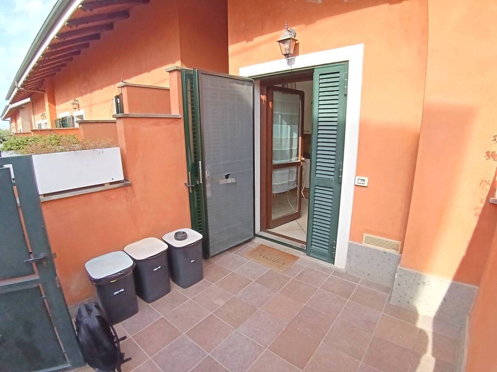 Appartamento a Ciampino in Via Romana Vecchia - Foto 3