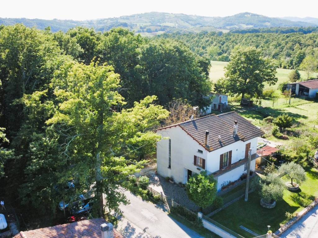 Villa a Gubbio in Via Montefiore - Foto 3