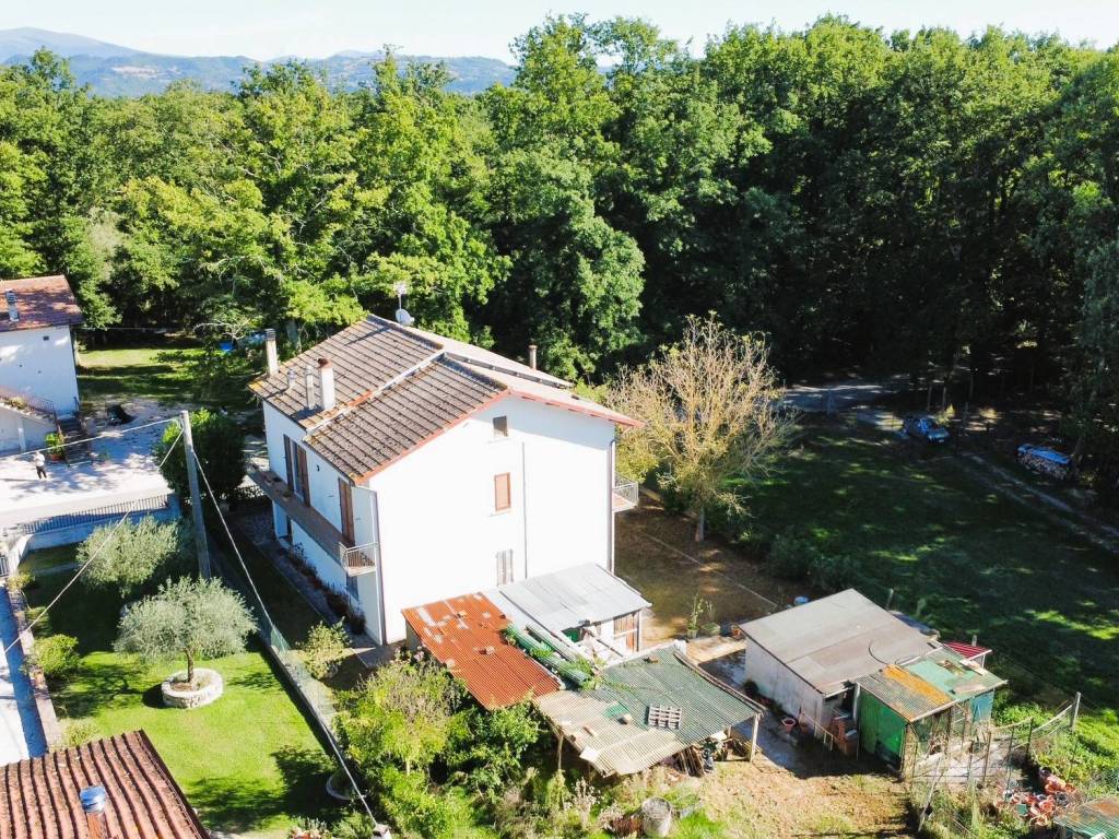 Villa a Gubbio in Via Montefiore - Foto 4