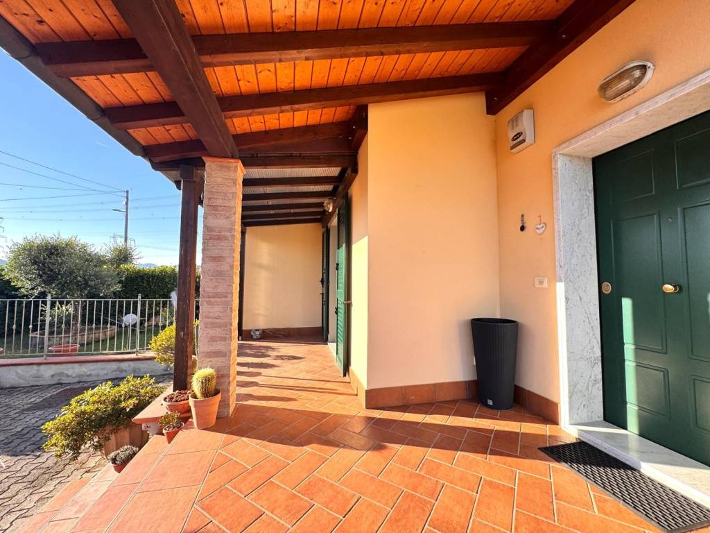 Villa a Sarzana in Via Cisa - Foto 4