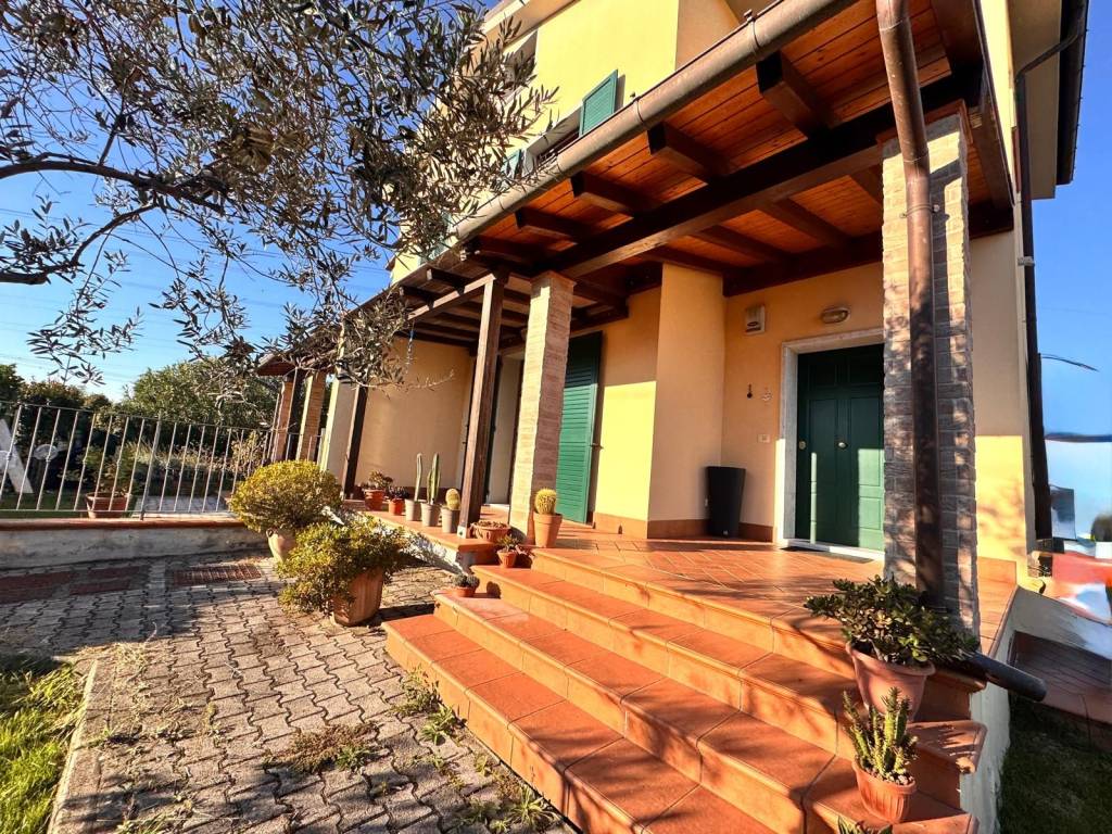 Villa a Sarzana in Via Cisa - Foto 5