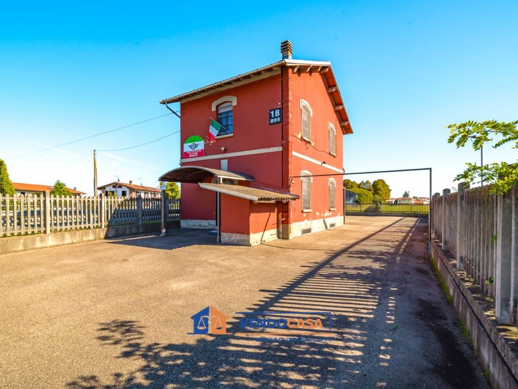 Villa a Moretta in Strada Provinciale Moretta-Villafranca - Foto 4