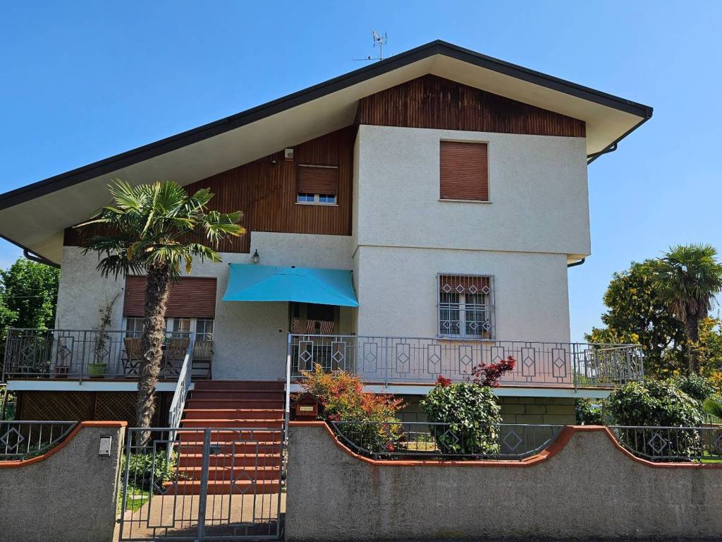 Casa indipendente a Alfonsine in Umberto Ricci, 13 - Foto 2