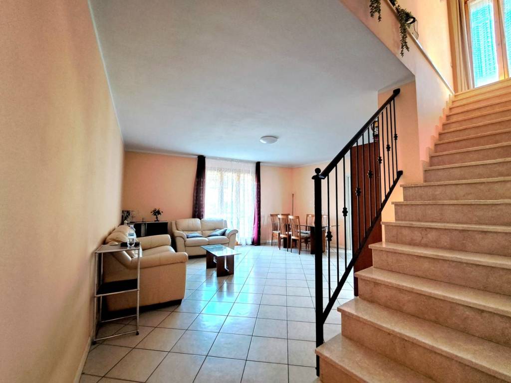 Appartamento a Villa carcina in Via Adige - Foto 3