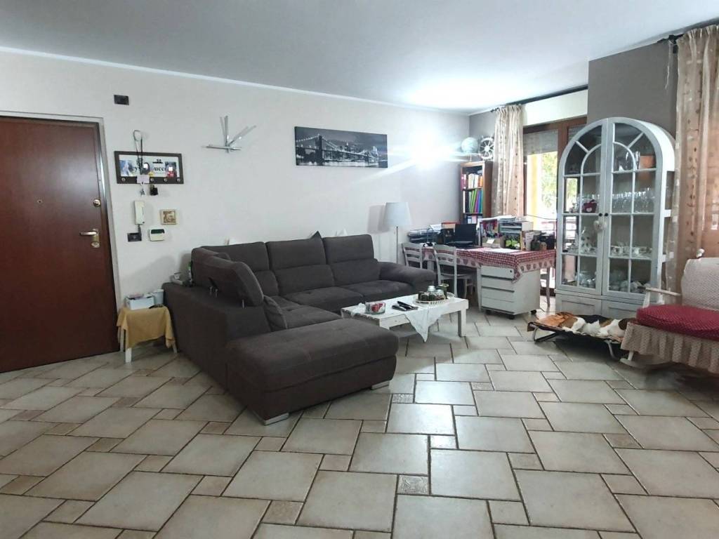 Appartamento a Piossasco in Via San Bernardo - Foto 4