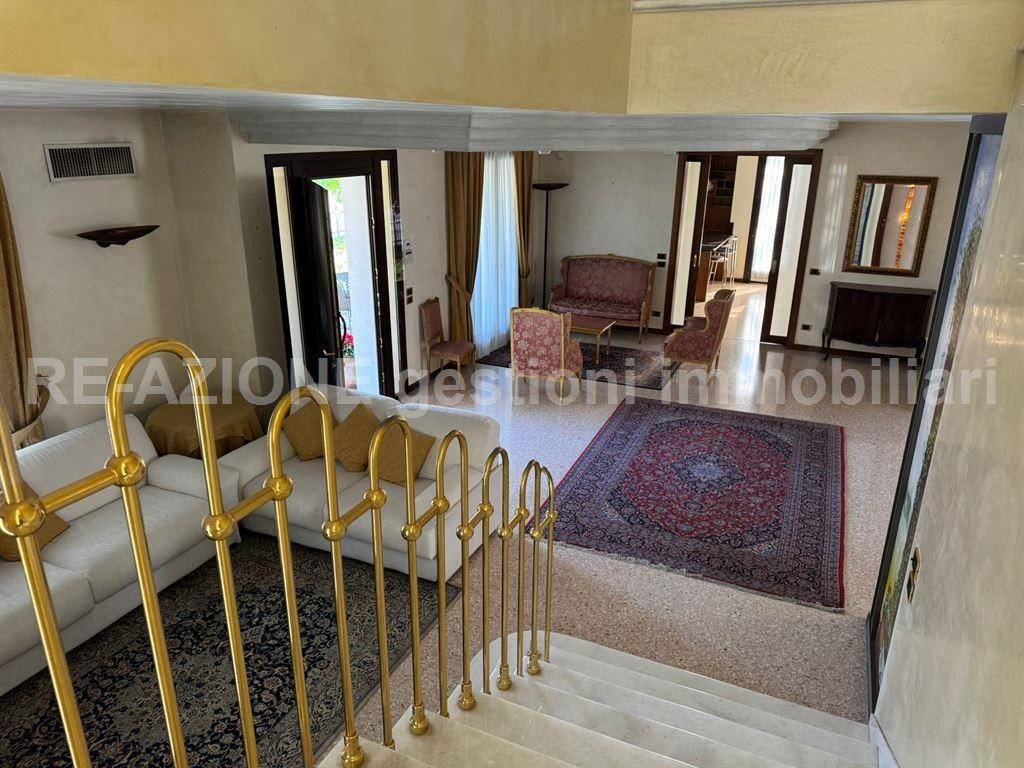 Casa indipendente a Creazzo in Via Leopardi - Foto 5