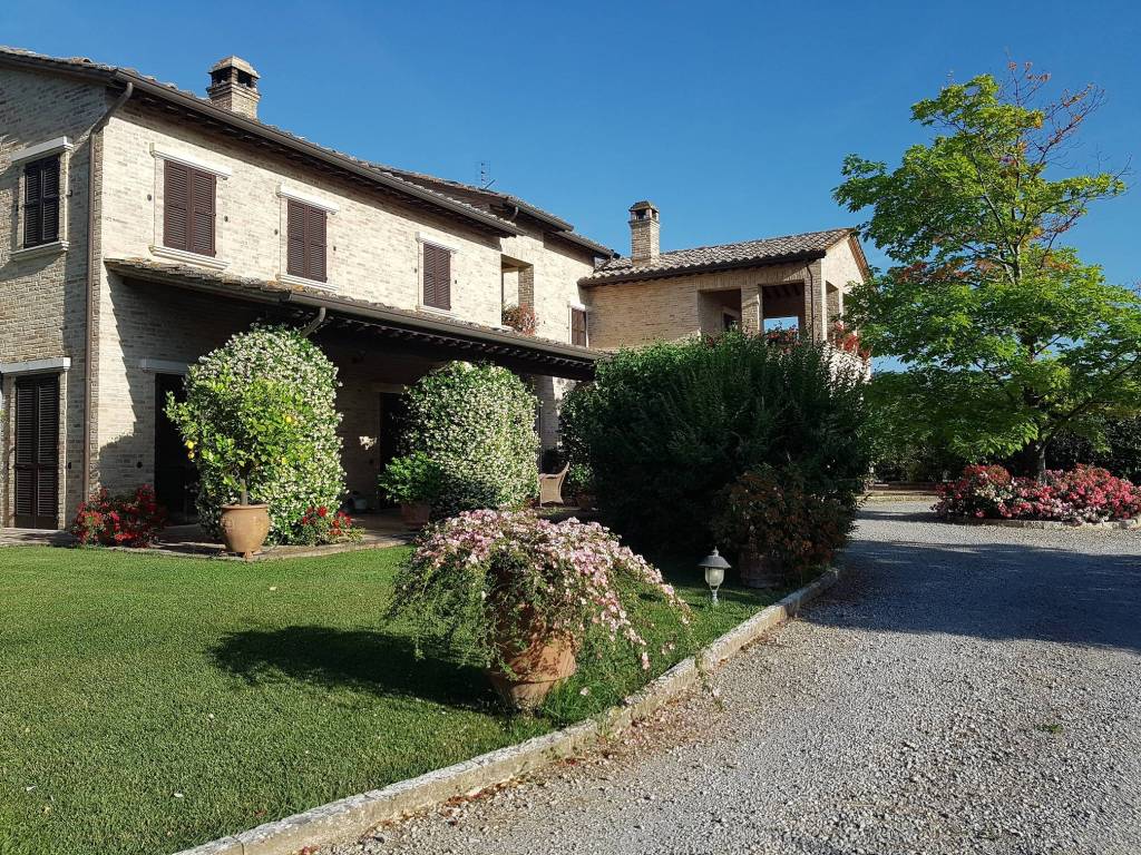 Rustico / casale a Perugia in Via Mario Vianello, 50 - Foto 3