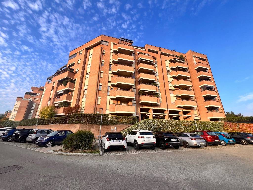 Appartamento a Casalecchio di reno in Via Aldo Moro, 13 - Foto 2
