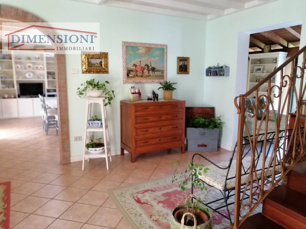Rustico / casale a Este in VIA LUIGI MANFREDINI - Foto 3