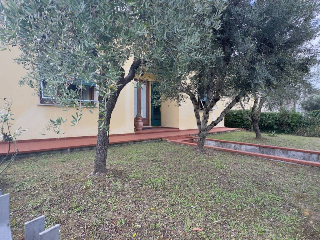 Villa a Larciano in Via Corsini - Foto 4