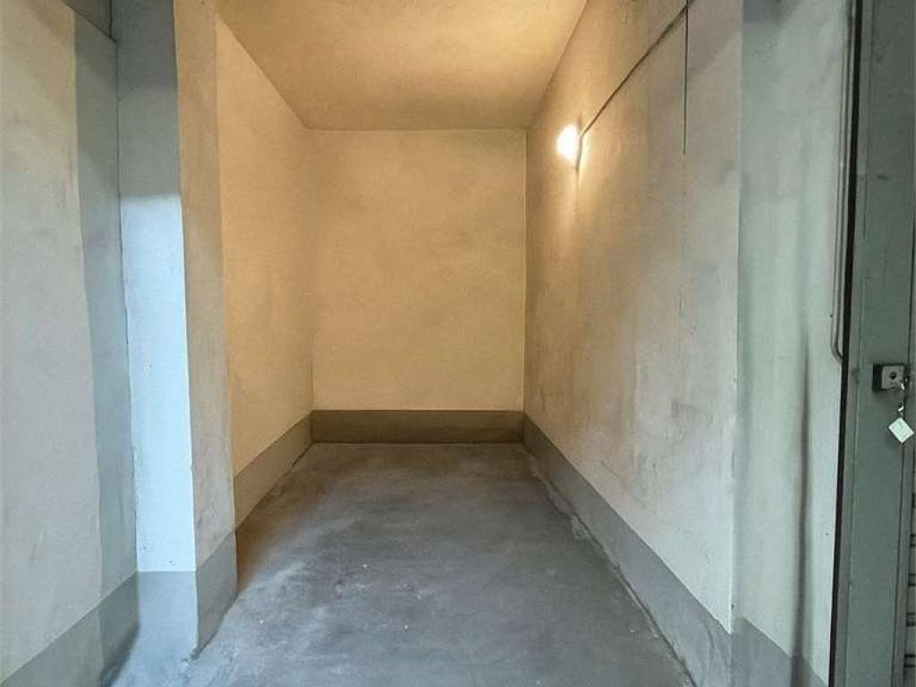 Box / garage a Venaria reale in Via Antonio Sciesa, 1 - Foto 4