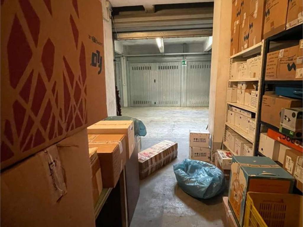 Box / garage a Venaria reale in Via Antonio Sciesa, 1 - Foto 5