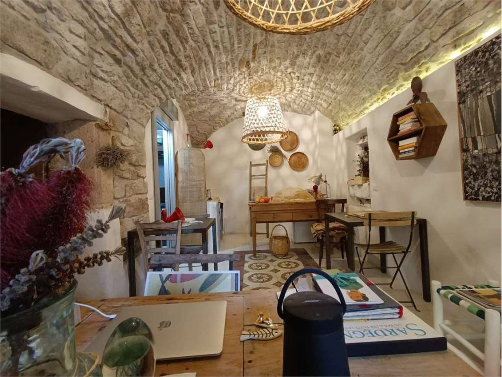 Casa indipendente a Bosa in VIA SANT'IGNAZIO, 52 - Foto 3