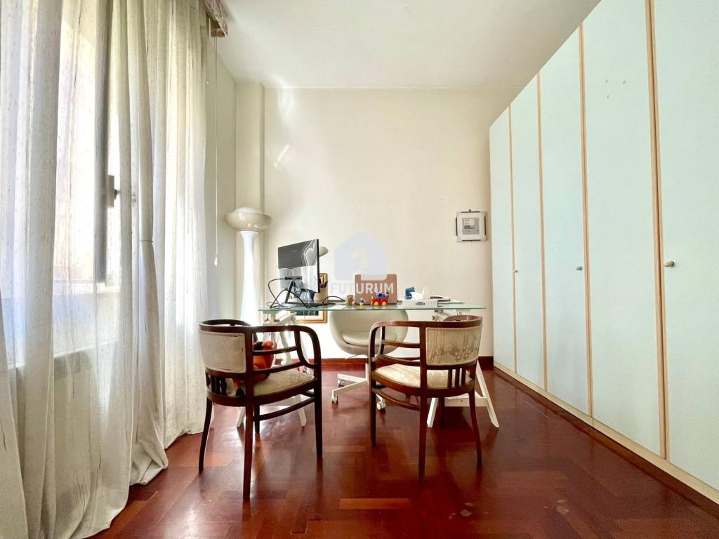 Appartamento a Portici in Viale Primo Melina, 20 - Foto 2