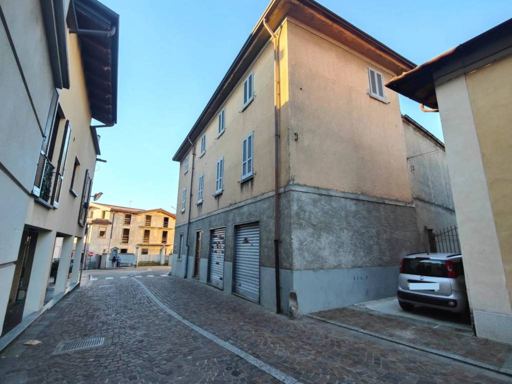 Palazzo / stabile a Costa masnaga in Via 25 Aprile - Foto 4