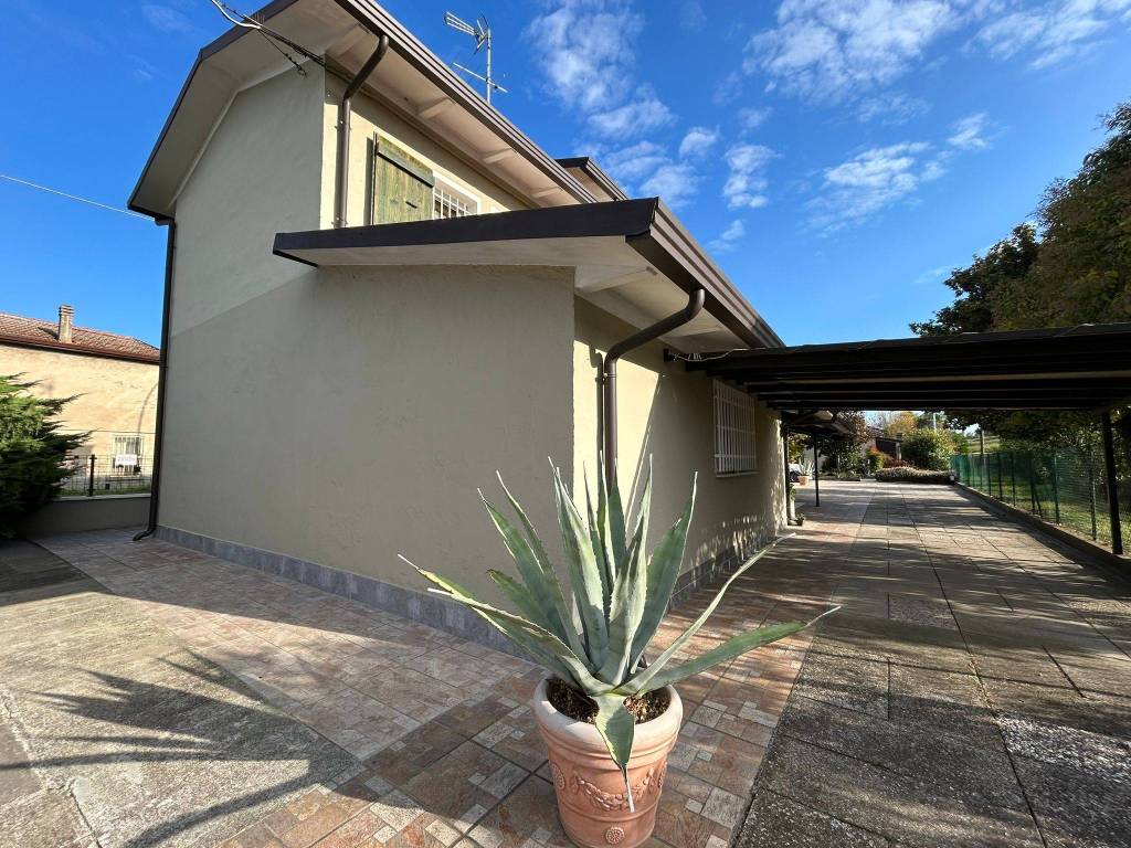 Villa a Argenta in Via Nazionale Ponente, 121 - Foto 5