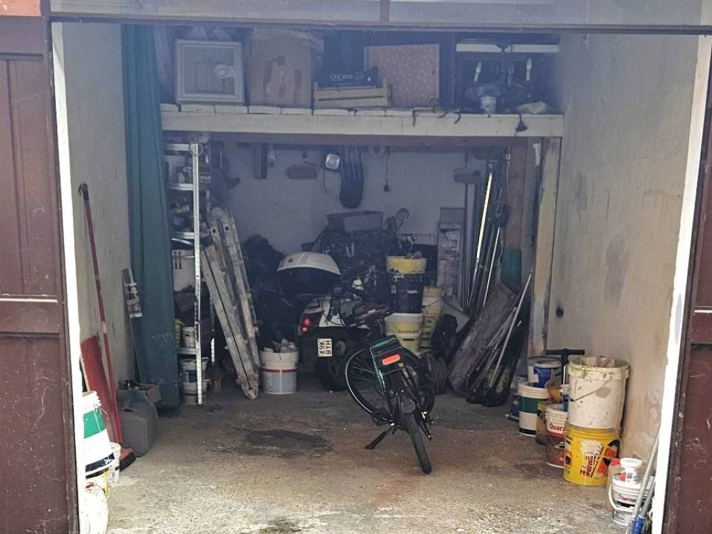 Box / garage a Cremona in Via Alessandro Litta, 3 - Foto 2