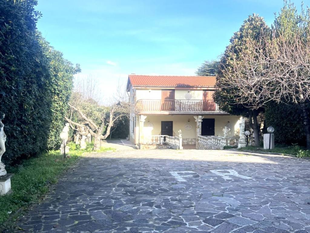 Villa a Rocca di papa in Via dei Pini - Foto 2