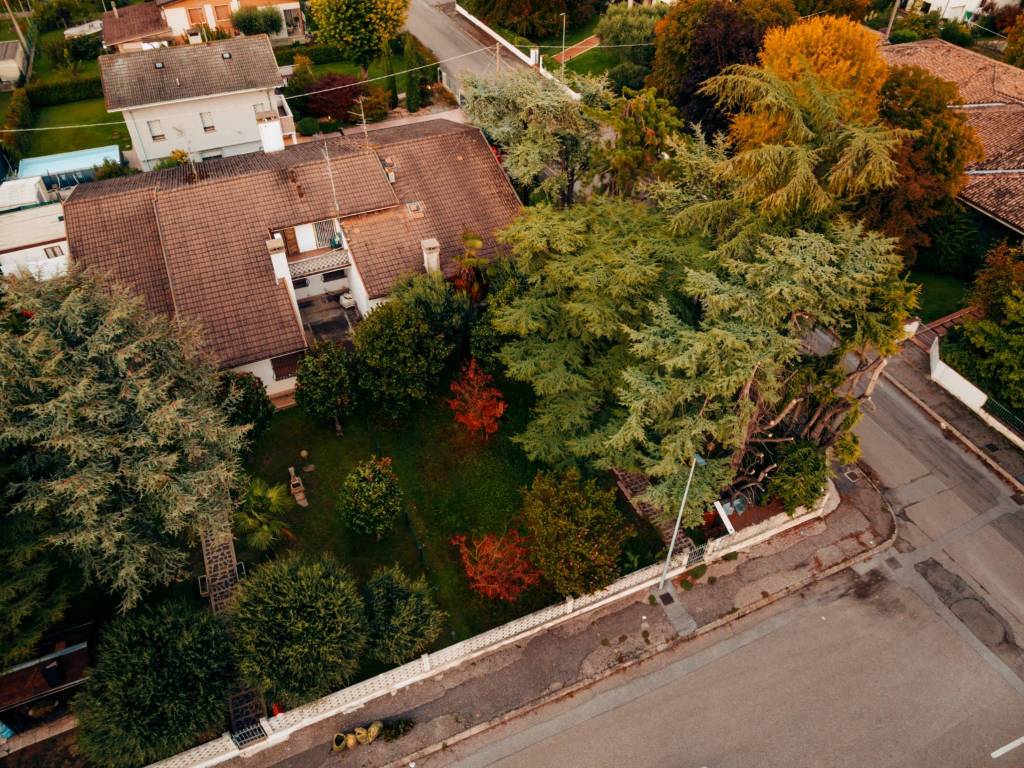 Villa a Quistello in Via Achille Grandi, 6 - Foto 2