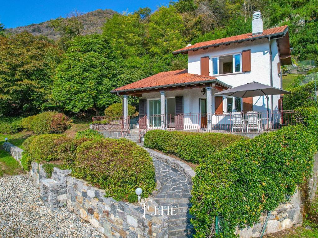 Villa a Mergozzo in Via Resiga - Foto 2