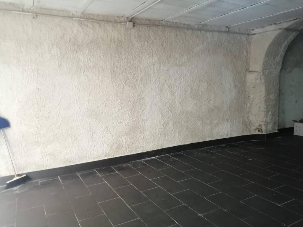 Box / garage a Frosinone in Via Moccia, 42 - Foto 2