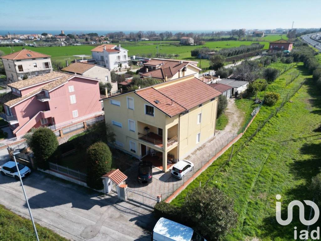 Casa indipendente a Fermo in LocalitÃ Contrada Paludi - Foto 3