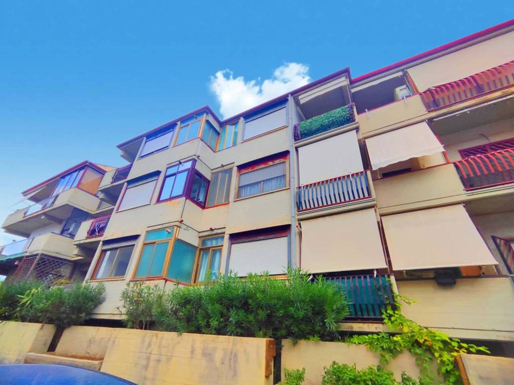 Appartamento a Aci castello in Via Napoli - Foto 3