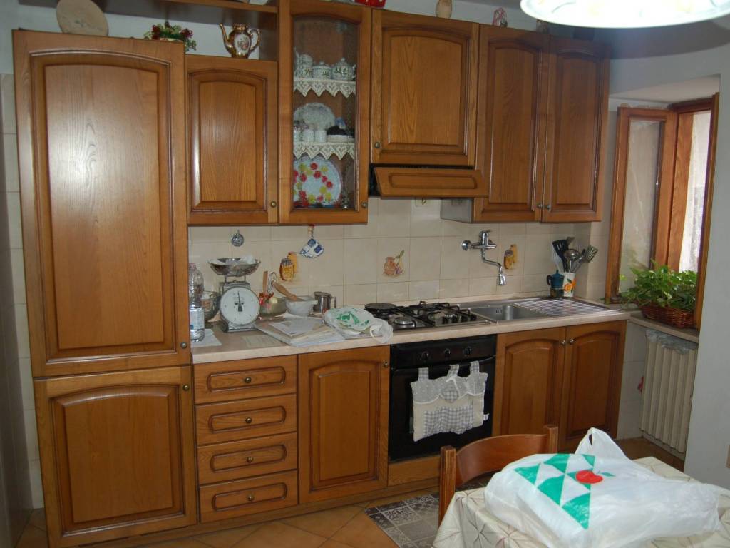 Casa indipendente a Chieri in Via Giuseppe Avezzana, 11 - Foto 2