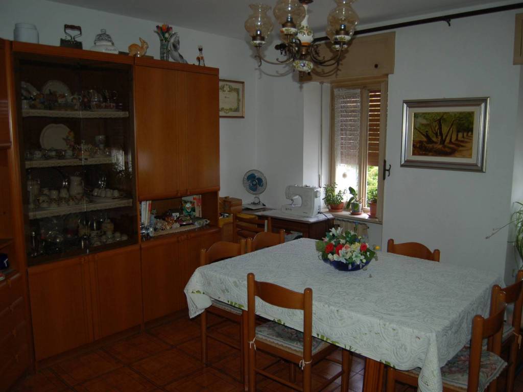 Casa indipendente a Chieri in Via Giuseppe Avezzana, 11 - Foto 3
