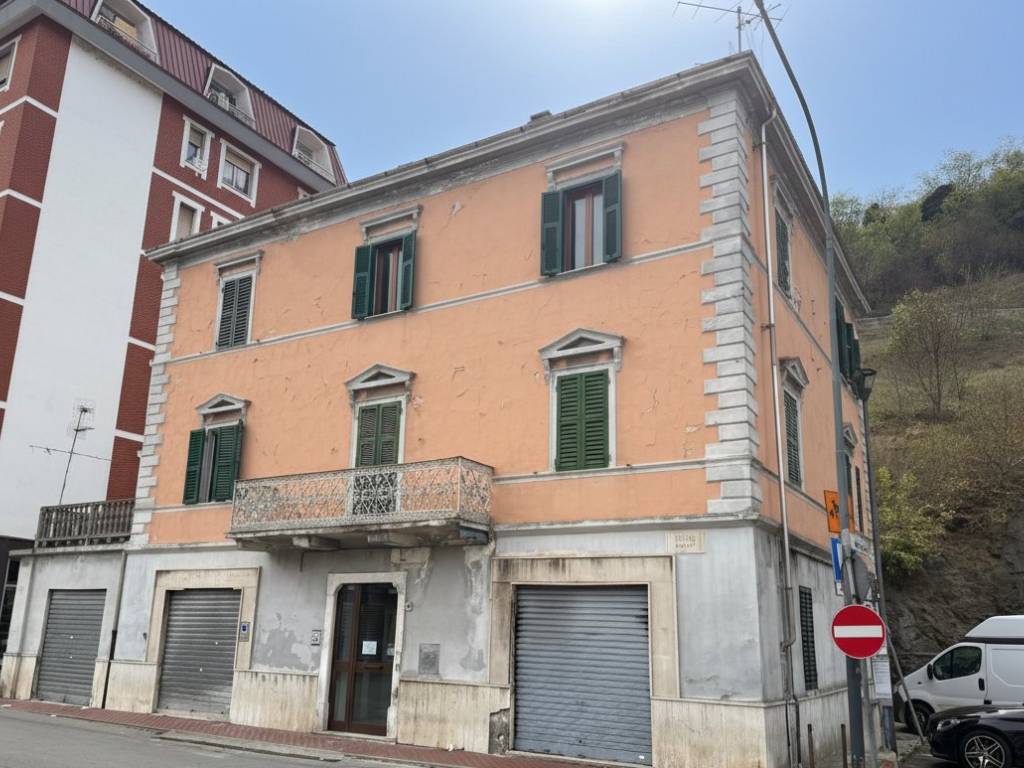 Appartamento a Cairo montenotte in Corso Guglielmo Marconi, 2 - Foto 3