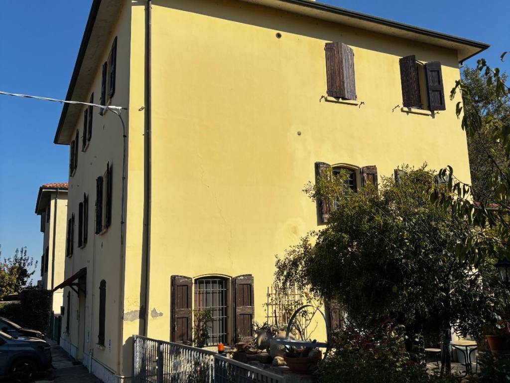 Appartamento a Castel san pietro terme in Via Bastiana, 4820 - Foto 2