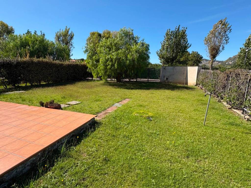 Villa a Fondi in Via Sant'Antonio - Foto 3