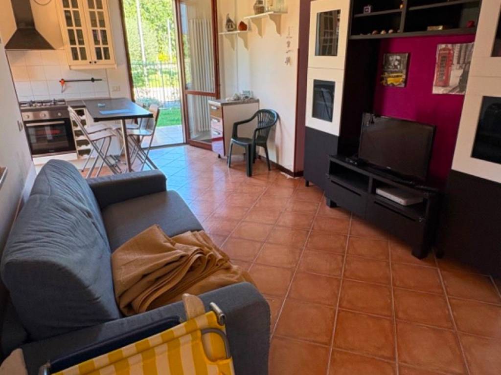 Villa a Fondi in Via Sant'Antonio - Foto 4