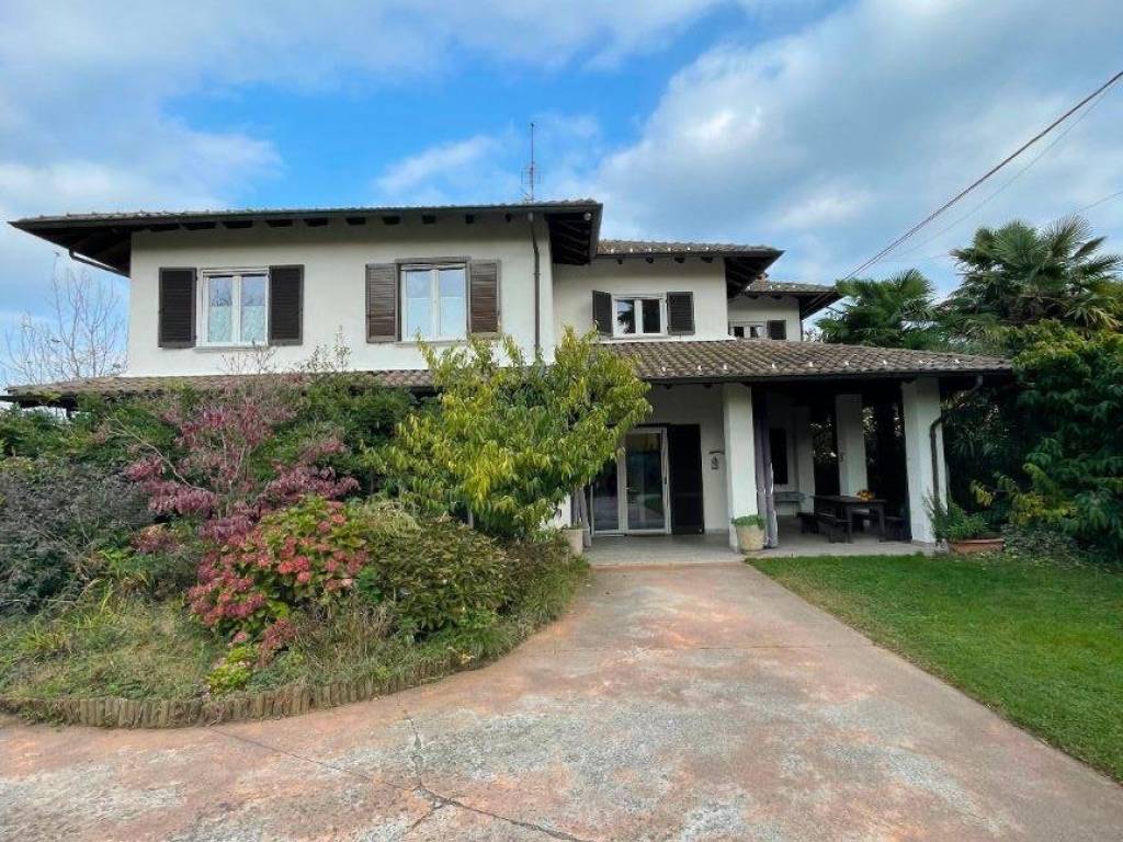 Villa a Varallo pombia in Via Comunale - Foto 2