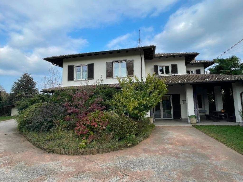 Villa a Varallo pombia in Via Comunale - Foto 3