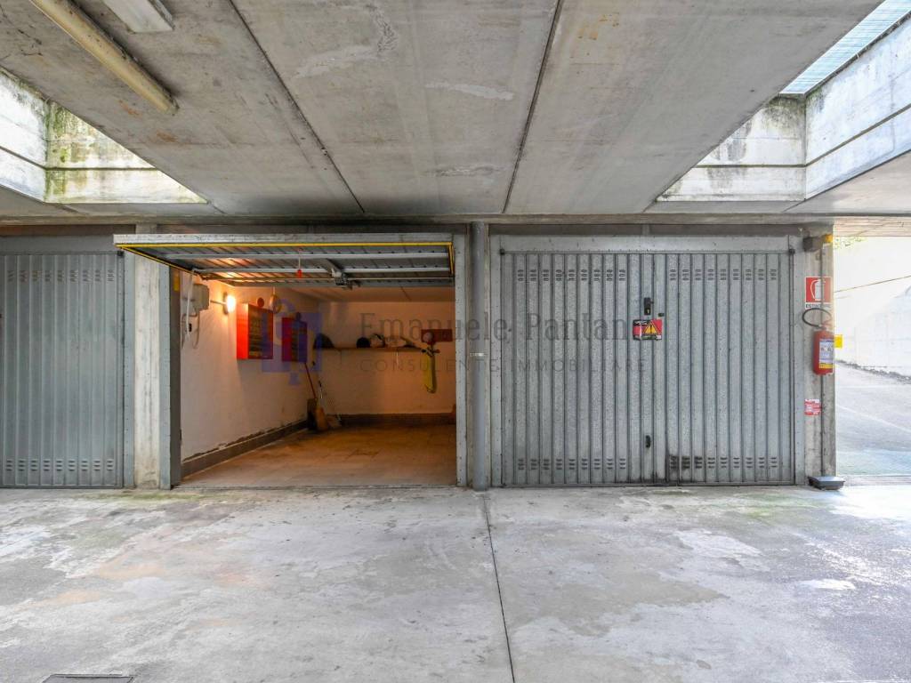 Box / garage a Bagnatica in Via Ugo Foscolo, 5 - Foto 3