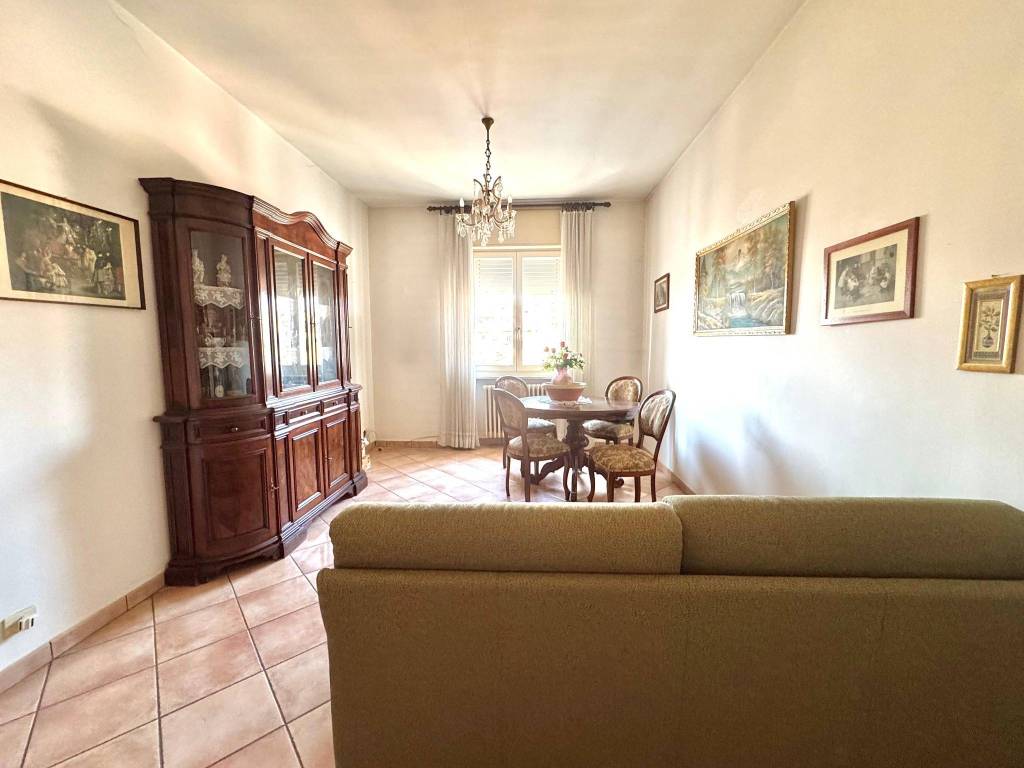 Appartamento a Moncalvo in Piazza Vittorio Emanuele II - Foto 4