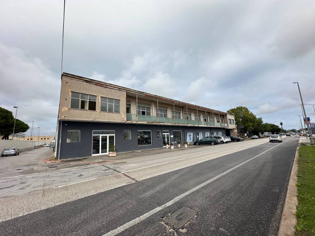 Immobile a Modugno in Strada Provinciale Bari-Modugno - Foto 3