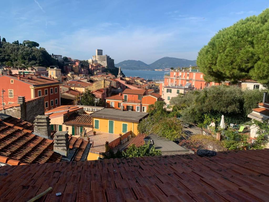 Appartamento a Lerici in Via Oronte Petriccioli - Foto 2