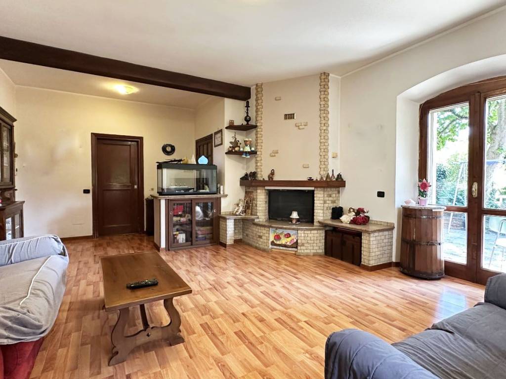 Villa a Orta san giulio in Via Domodossola - Foto 2