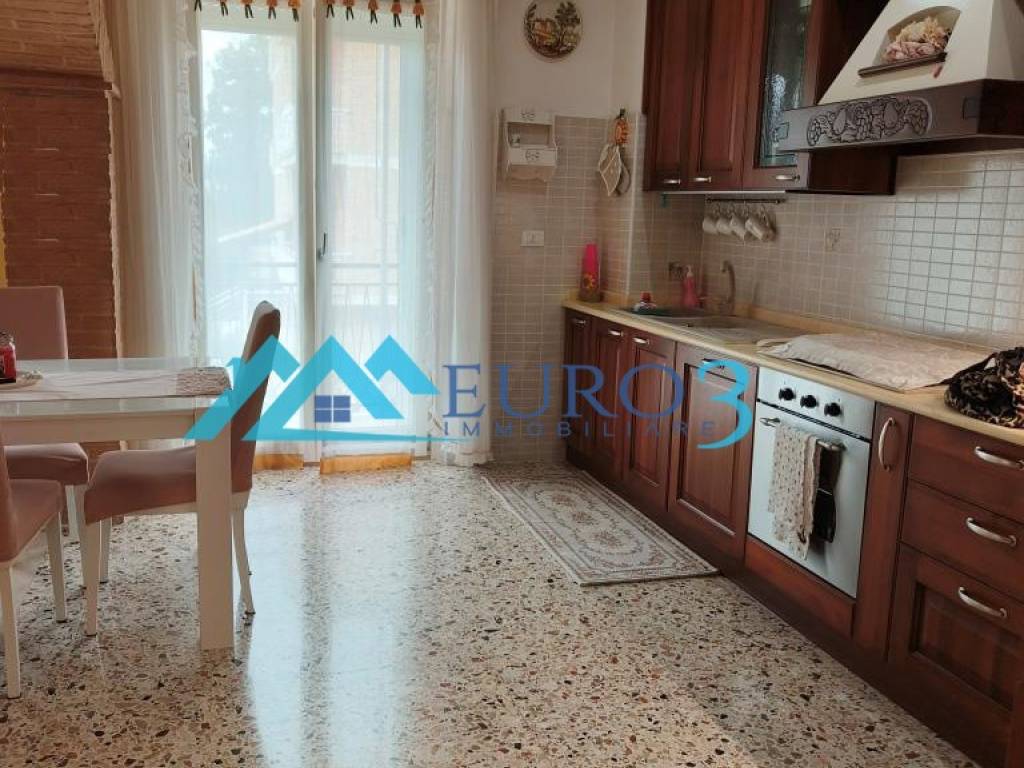 Appartamento a Ascoli piceno in Via Piceno Aprutina, 167 - Foto 5