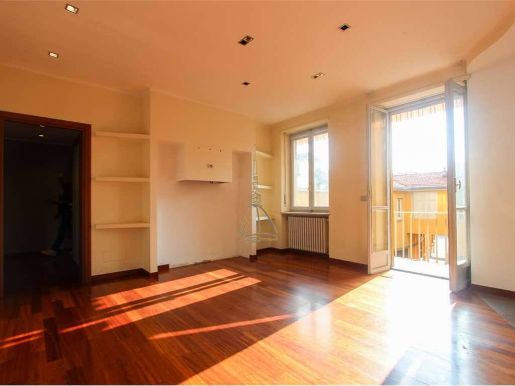 Appartamento a Chieri in Via Vittorio Emanuele, 68 - Foto 4