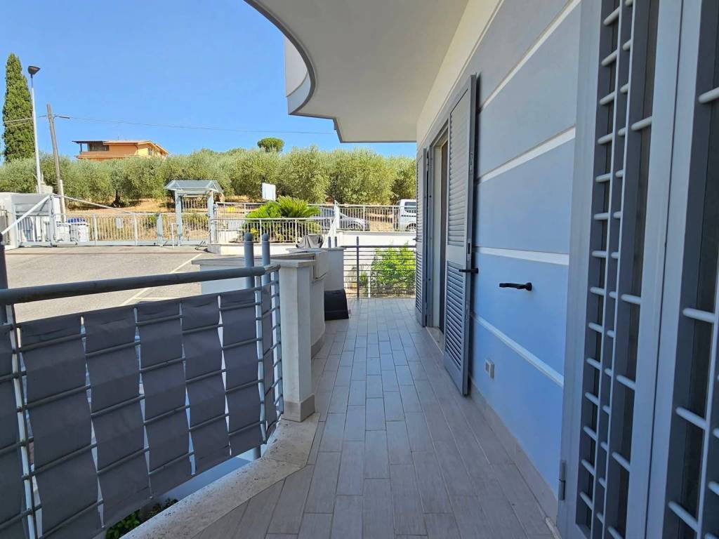 Appartamento a Fonte nuova in Via Appennini - Foto 2