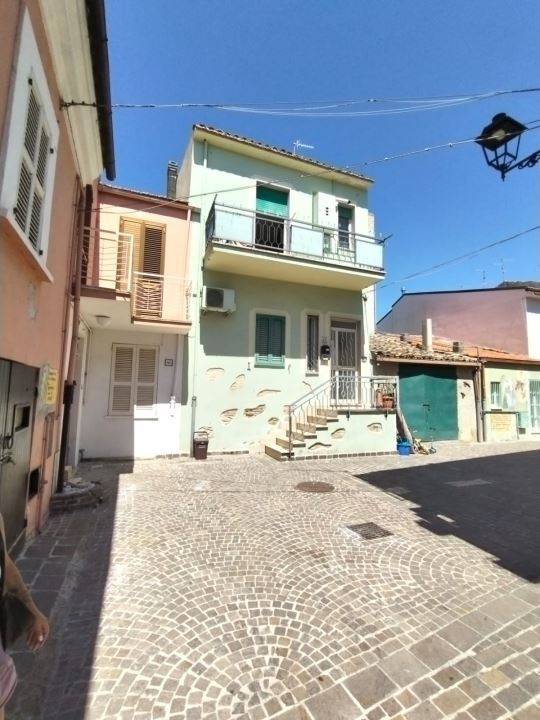 Casa indipendente a Cepagatti in Via Rione De felice 40 - Foto 5