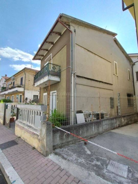 Villa a Cepagatti in via gabriele d'annunzio 21 - Foto 3