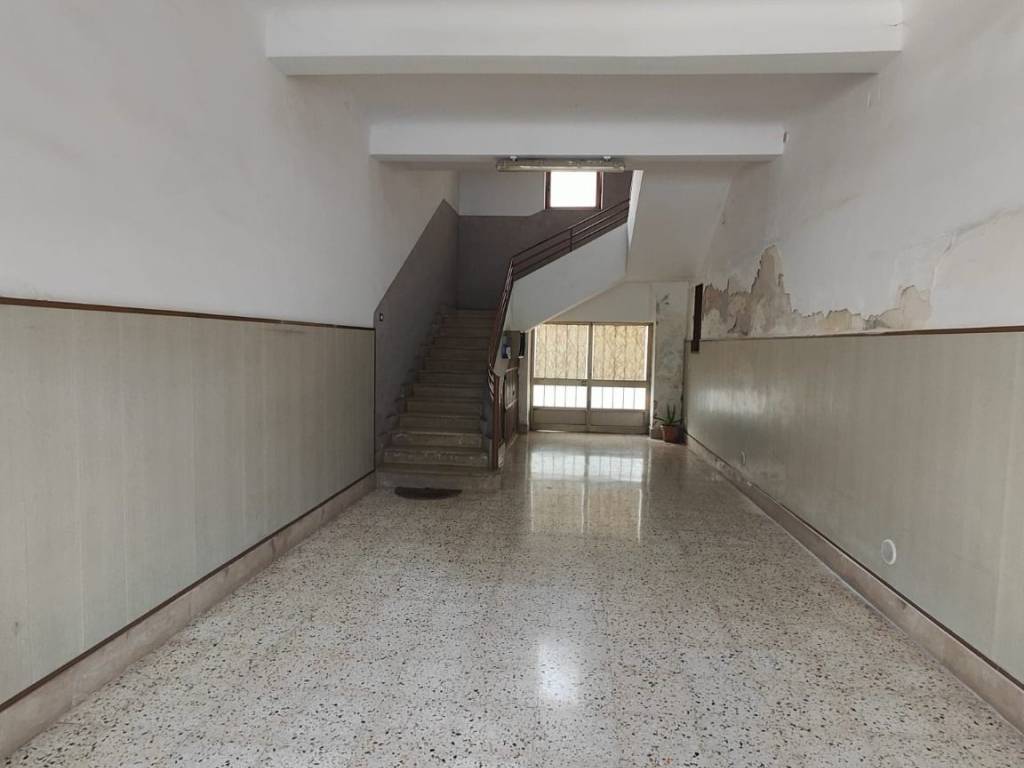 Appartamento a Taranto in Via Liguria, 61 - Foto 2